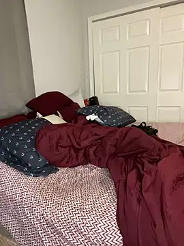 Snapshot of Yoshibaby2670 chatting on February 2025 01:00:02 AM Yoshibaby2670 online show from February 2025 01:00:02 AM