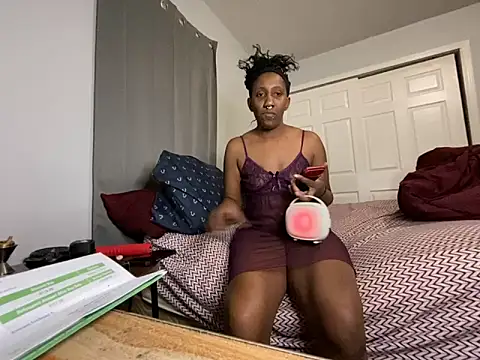 Snapshot of Yoshibaby2670 chatting on February 2025 12:32:01 AM Yoshibaby2670 online show from February 2025 12:32:01 AM