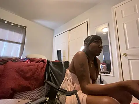 Snapshot of Yoshibaby2670 chatting on March 2025 09:58:01 PM Yoshibaby2670 online show from March 2025 09:58:01 PM