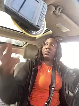 Snapshot of Yoshibaby2670 chatting on March 2025 08:15:02 PM Yoshibaby2670 online show from March 2025 08:15:02 PM