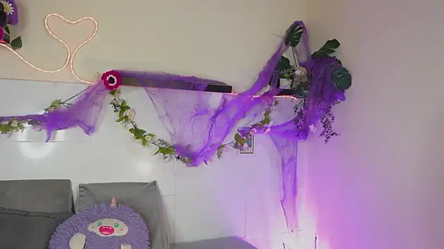 bri cullen online show from October 2025 02:18:02 PM