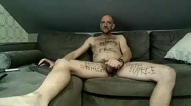 Snapshot of torontofag2use chatting on January 2025 03:09:01 PM torontofag2use online show from January 2025 03:09:01 PM