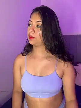 Snapshot of Julii- chatting on March 2025 08:54:01 PM Julii- online show from March 2025 08:54:01 PM