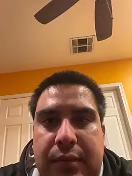 Snapshot of LA_cloudzzpnp chatting on January 2025 04:59:01 AM LA cloudzzpnp online show from January 2025 04:59:01 AM