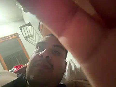 Snapshot of LA_cloudzzpnp chatting on February 2026 09:24:02 AM LA cloudzzpnp online show from February 2026 09:24:02 AM