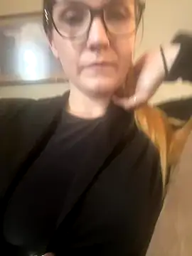 Snapshot of Kitty_DaCocks chatting on October 2025 08:38:02 PM Kitty DaCocks online show from October 2025 08:38:02 PM