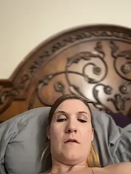 Kitty DaCocks online show from February 2026 12:27:02 AM