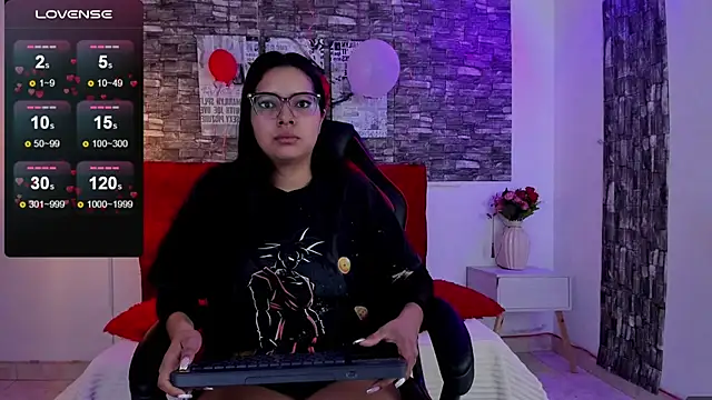 Emily sc online show from February 2025 12:33:01 PM