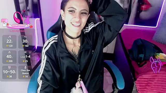 Anniee x online show from March 2025 06:22:01 PM