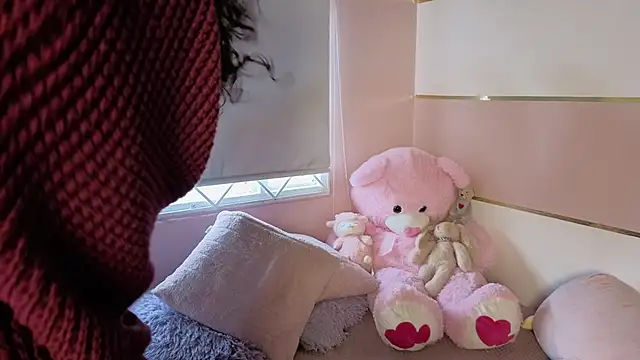 Charlotte  Miller online show from October 2025 11:38:01 AM