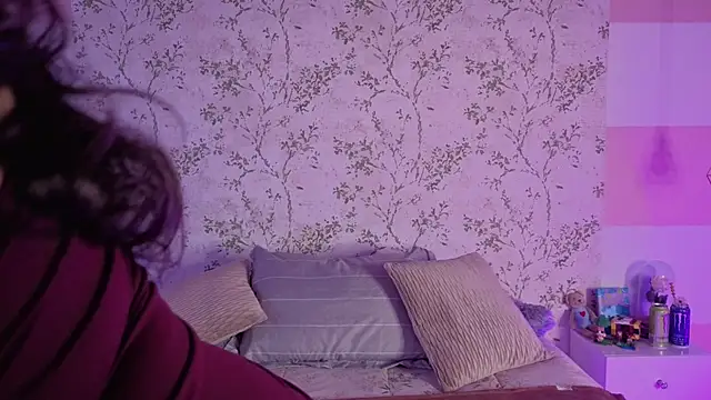 Charlotte  Miller online show from March 2026 11:48:02 AM