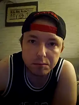 Snapshot of Lucieldark chatting on January 2025 04:24:01 PM Lucieldark online show from January 2025 04:24:01 PM