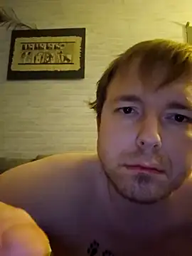 Snapshot of Lucieldark chatting on January 2025 07:39:01 PM Lucieldark online show from January 2025 07:39:01 PM