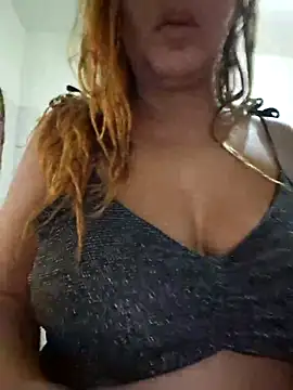 AliceRuivinha2 online show from March 2025 10:46:02 AM