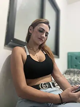 Snapshot of Samantha_bigboobs chatting on March 2025 09:53:02 PM Samantha bigboobs online show from March 2025 09:53:02 PM