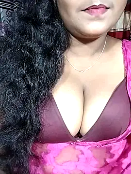 YERY HOT online show from November 2025 05:44:01 PM