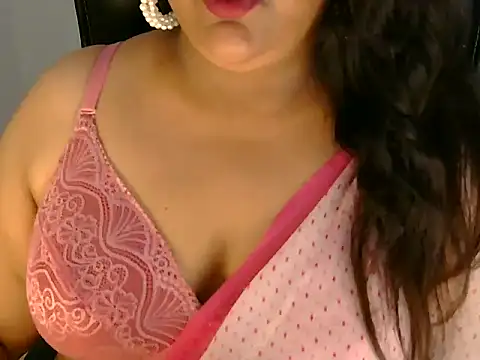 Snapshot of Jenny_lovee chatting on June 2026 09:25:01 AM Jenny lovee online show from June 2026 09:25:01 AM