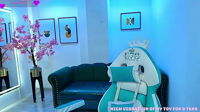 Arianna sweeet online show from October 2025 03:38:01 AM