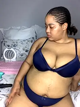 sexytinashe21 online show from November 2025 08:00:01 PM