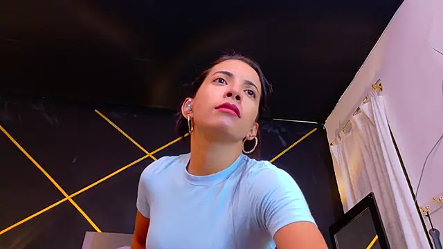 amabel zambrano online show from May 2026 11:17:01 AM