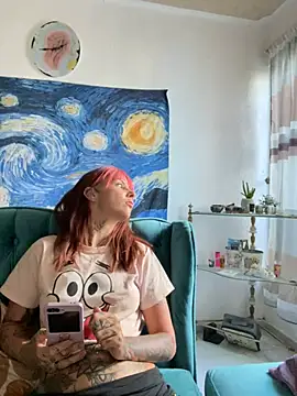 Izy cute  online show from April 2026 10:35:02 PM