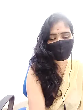 Lucky-Deepthi online show from September 2025 12:27:01 AM