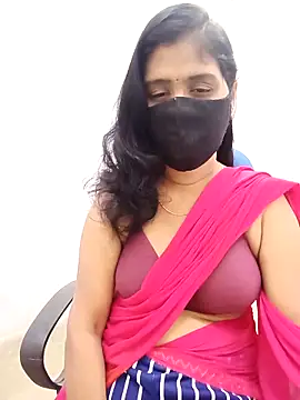 Lucky-Deepthi online show from November 2025 12:10:02 AM