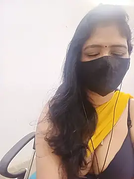Snapshot of Lucky-Deepthi chatting on June 2026 01:21:01 AM Lucky-Deepthi online show from June 2026 01:21:01 AM