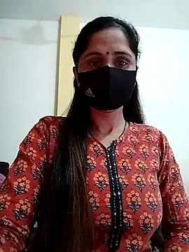 Snapshot of priyancyfun chatting on February 2025 07:05:01 AM priyancyfun online show from February 2025 07:05:01 AM
