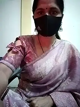 Snapshot of priyancyfun chatting on February 2025 12:41:01 AM priyancyfun online show from February 2025 12:41:01 AM