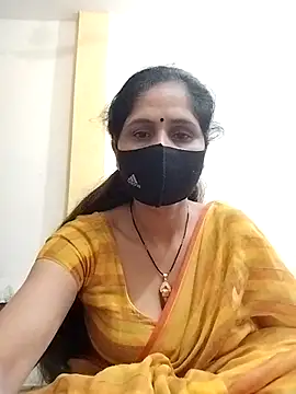Snapshot of priyancyfun chatting on February 2025 12:43:01 AM priyancyfun online show from February 2025 12:43:01 AM