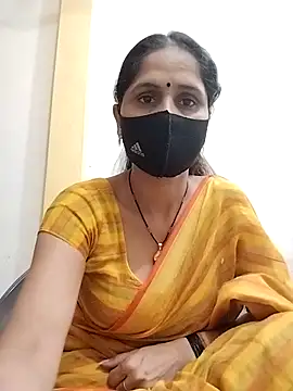 Snapshot of priyancyfun chatting on March 2025 07:47:02 AM priyancyfun online show from March 2025 07:47:02 AM