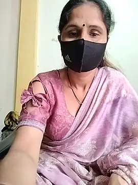 Snapshot of priyancyfun chatting on March 2025 06:28:02 AM priyancyfun online show from March 2025 06:28:02 AM