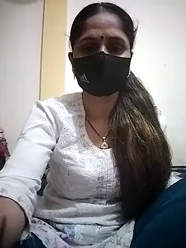 Snapshot of priyancyfun chatting on March 2025 08:11:01 PM priyancyfun online show from March 2025 08:11:01 PM