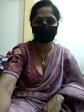 Snapshot of priyancyfun chatting on March 2025 05:57:01 PM priyancyfun online show from March 2025 05:57:01 PM