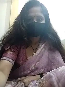 Snapshot of priyancyfun chatting on March 2025 06:42:02 AM priyancyfun online show from March 2025 06:42:02 AM