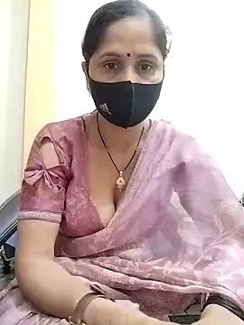 Snapshot of priyancyfun chatting on March 2025 07:08:02 AM priyancyfun online show from March 2025 07:08:02 AM