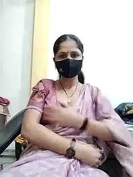 Snapshot of priyancyfun chatting on March 2025 10:58:02 PM priyancyfun online show from March 2025 10:58:02 PM