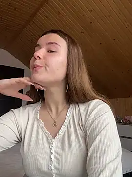 mewKate online show from March 2025 12:56:02 PM