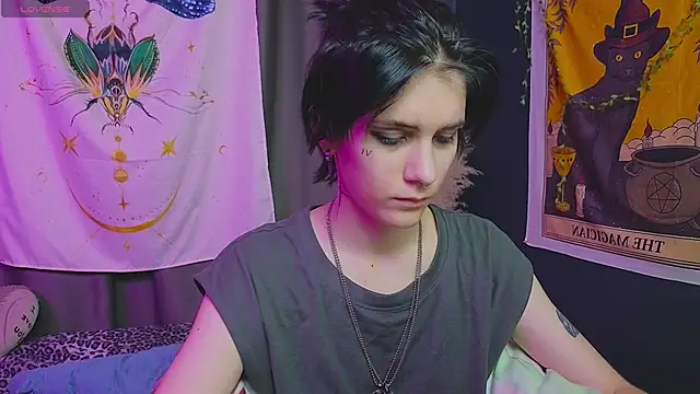 Snapshot of Hyeon_Jin chatting on January 2025 01:42:01 AM Hyeon Jin online show from January 2025 01:42:01 AM