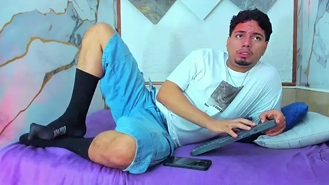 EnriquevillaF online show from September 2025 12:54:01 PM