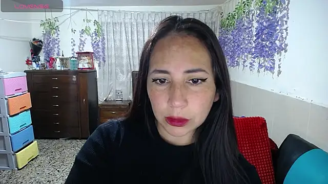 Snapshot of maryrose_03 chatting on February 2025 03:18:02 PM maryrose 03 online show from February 2025 03:18:02 PM