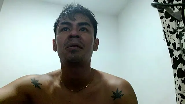 Snapshot of lonelydick2002 chatting on October 2025 03:01:02 AM lonelydick2002 online show from October 2025 03:01:02 AM