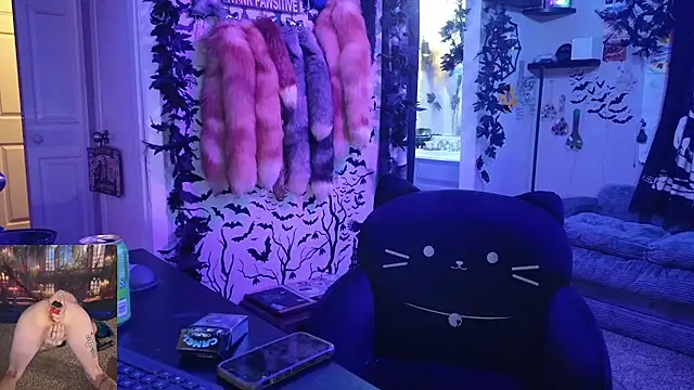 trashbrat online show from February 2026 01:33:01 AM