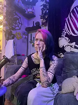 trashbrat online show from April 2026 02:10:01 AM