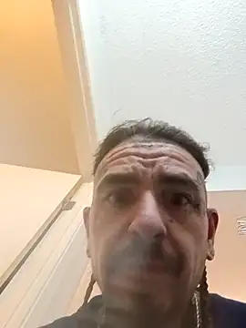 justthetip4209 online show from January 2026 06:30:02 AM