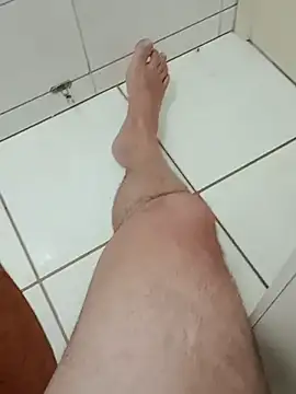 curtindo-muito82 online show from March 2025 11:49:02 PM