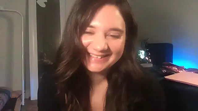 Snapshot of kylienotjenner chatting on February 2025 07:49:02 AM kylienotjenner online show from February 2025 07:49:02 AM