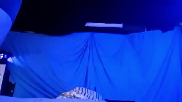 hesjustafriend online show from January 2026 07:13:02 AM