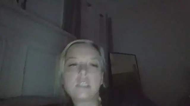 Snapshot of JennaLynn785 chatting on January 2025 02:16:02 AM JennaLynn785 online show from January 2025 02:16:02 AM